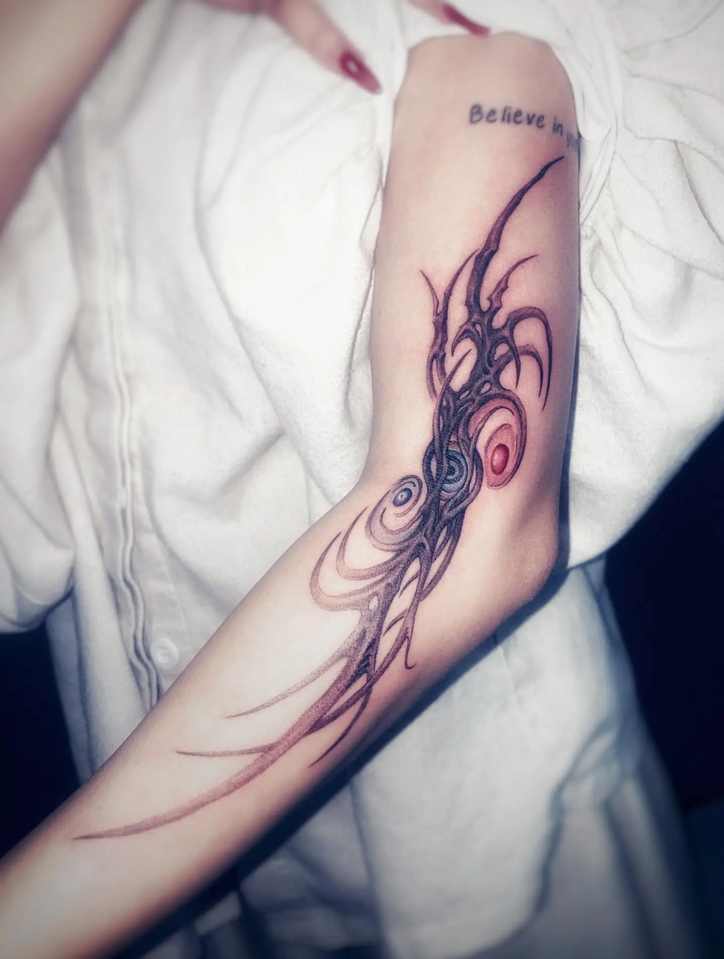 custom-cybersigilism-elbow-tattoo-placement-vero-ink-saigon